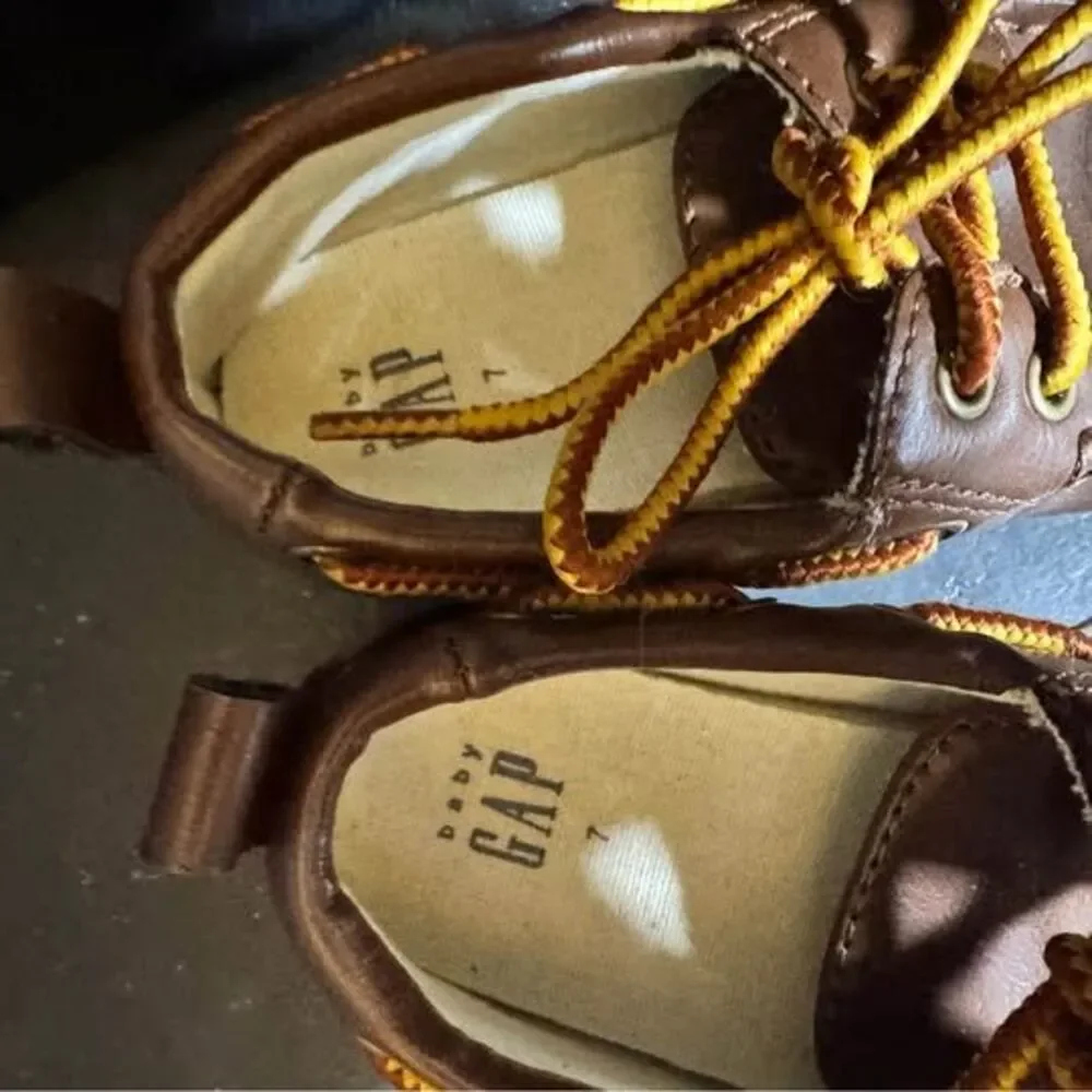 Baby Gap Brown Boat Shoes Size 7